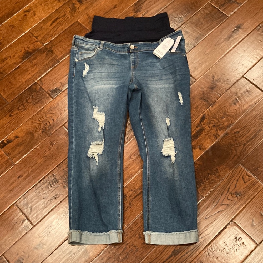 Time and Tru Maternity Boyfriend Jeans Size XXL (20) NEW